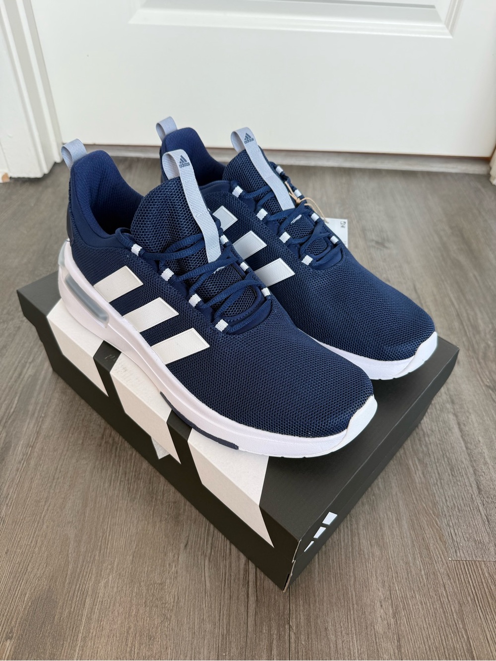 NWT Men’s adidas Racer TR23 Shoes Size 11 Navy Blue White Athletic Sneakers NEW!